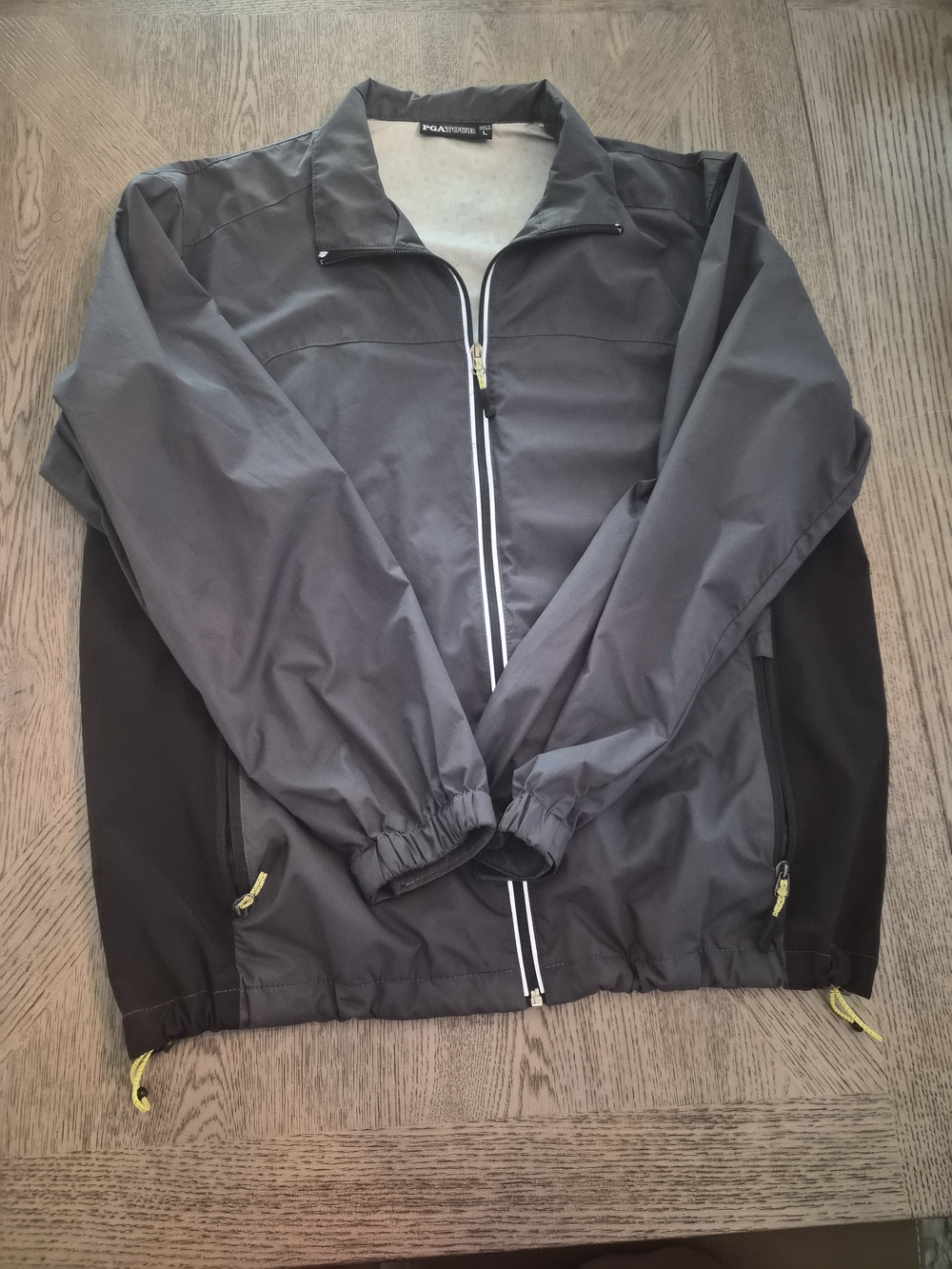 PGA Tour Men's Gray and Black Windbreaker Jacket